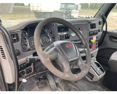 Peterbilt 579 Cab Assembly