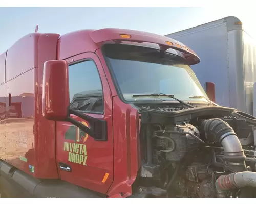 Peterbilt 579 Cab Assembly