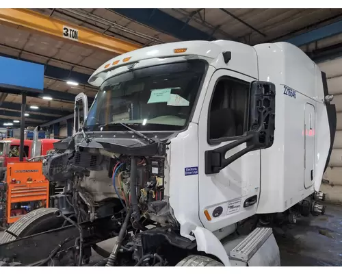 Peterbilt 579 Cab Assembly