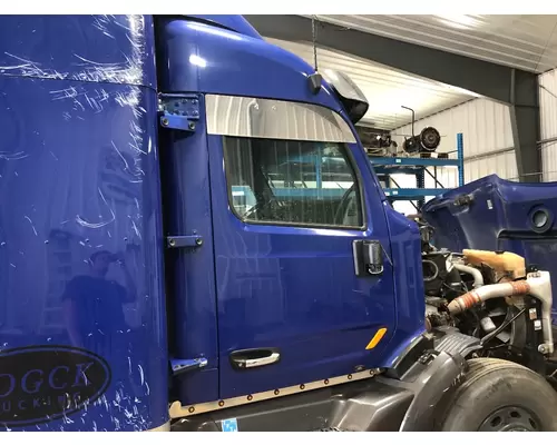 Peterbilt 579 Cab Assembly