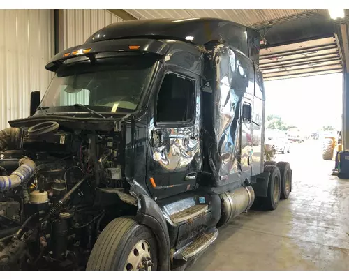 Peterbilt 579 Cab Assembly