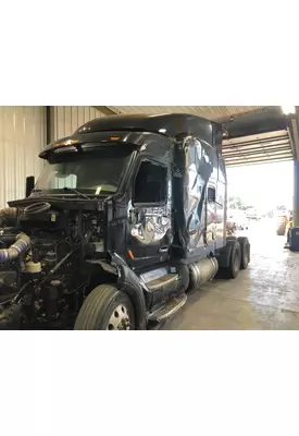 Peterbilt 579 Cab Assembly