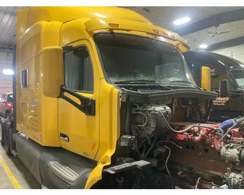 Peterbilt 579 Cab Assembly