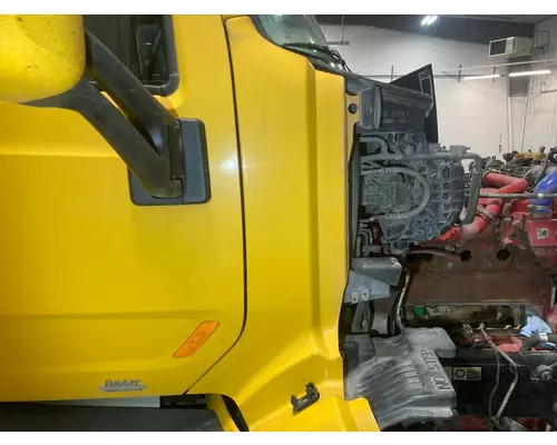 Peterbilt 579 Cab Assembly