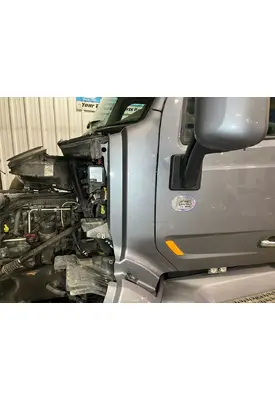 Peterbilt 579 Cab Assembly