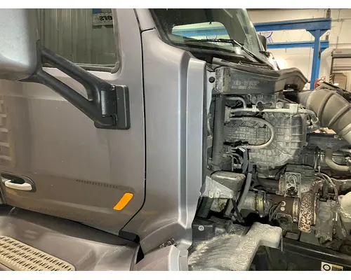 Peterbilt 579 Cab Assembly