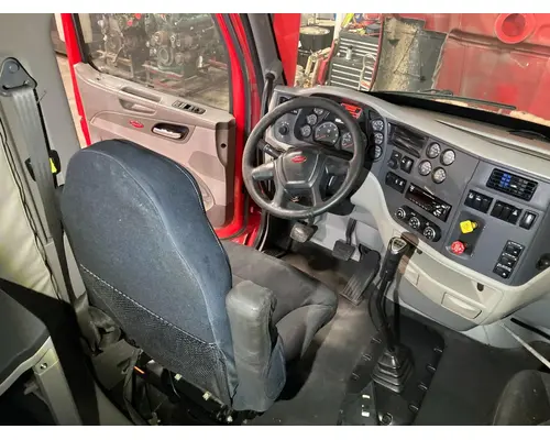 Peterbilt 579 Cab Assembly