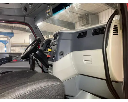 Peterbilt 579 Cab Assembly