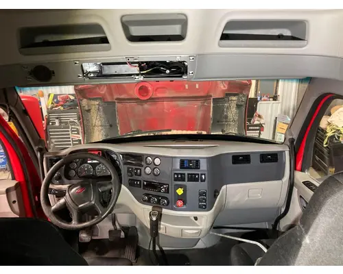 Peterbilt 579 Cab Assembly
