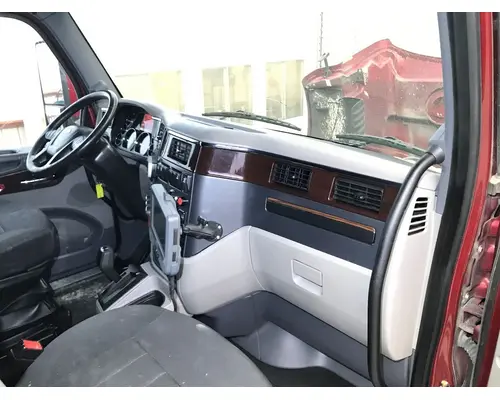 Peterbilt 579 Cab Assembly