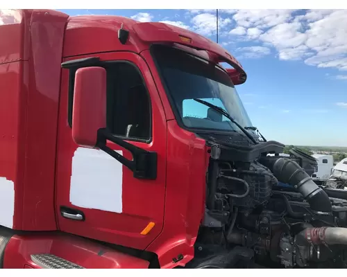 Peterbilt 579 Cab Assembly