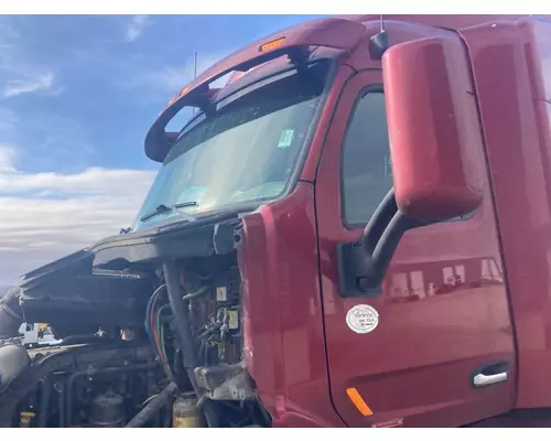 Peterbilt 579 Cab Assembly