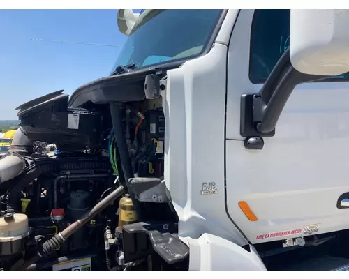 Peterbilt 579 Cab Assembly