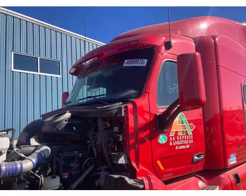 Peterbilt 579 Cab Assembly