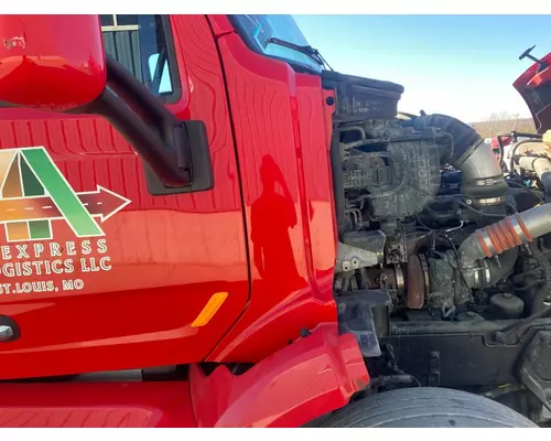 Peterbilt 579 Cab Assembly
