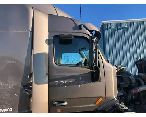 Peterbilt 579 Cab Assembly