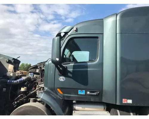 Peterbilt 579 Cab Assembly