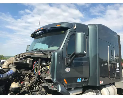 Peterbilt 579 Cab Assembly