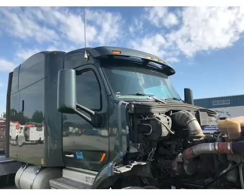 Peterbilt 579 Cab Assembly