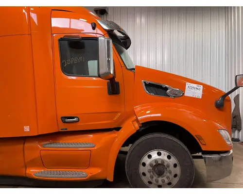 Peterbilt 579 Cab Assembly