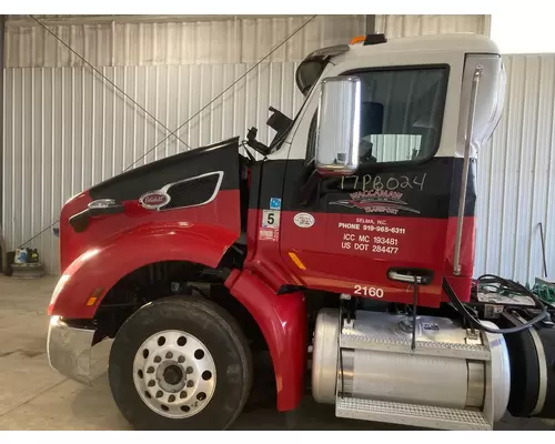 Peterbilt 579 Cab Assembly