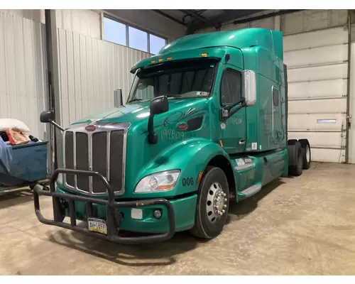 Peterbilt 579 Cab Assembly