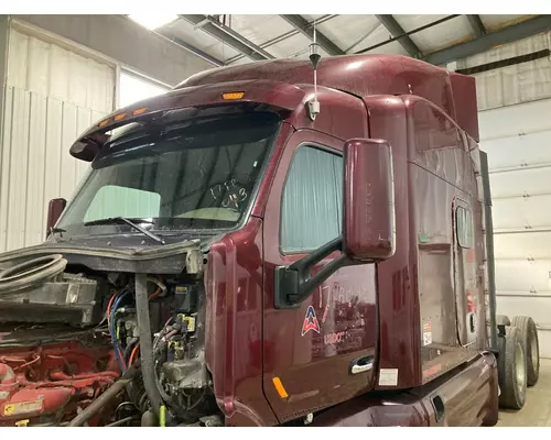 Peterbilt 579 Cab Assembly