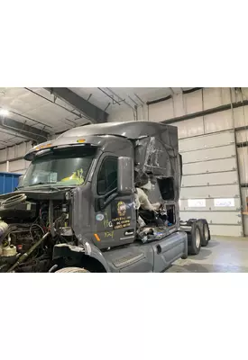 Peterbilt 579 Cab Assembly