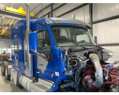 Peterbilt 579 Cab Assembly