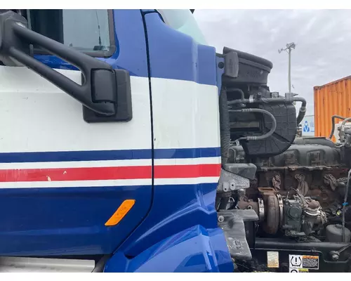 Peterbilt 579 Cab Assembly