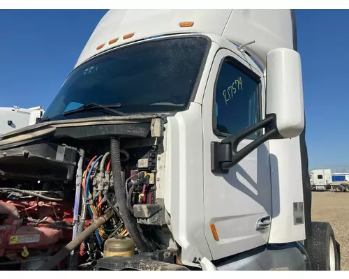 Peterbilt 579 Cab Assembly