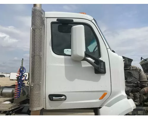 Peterbilt 579 Cab Assembly