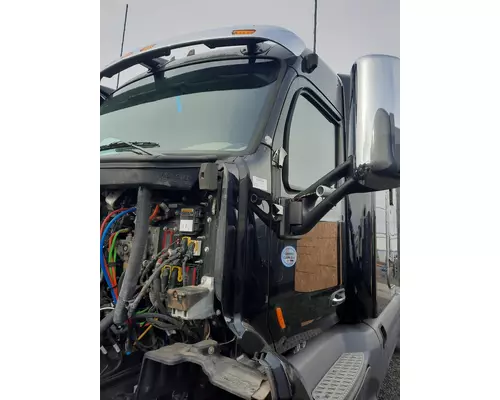 Cab PETERBILT 579 LKQ KC Truck Parts - Inland Empire