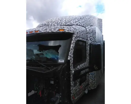 Cab PETERBILT 579 LKQ KC Truck Parts - Inland Empire