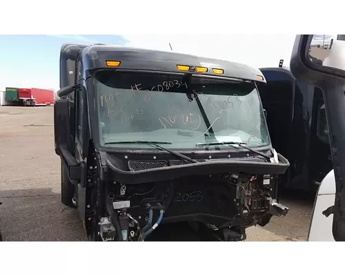 Cab PETERBILT 579 LKQ Western Truck Parts