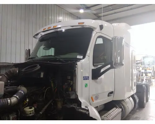 Cab PETERBILT 579 LKQ Thompson Motors - Wykoff