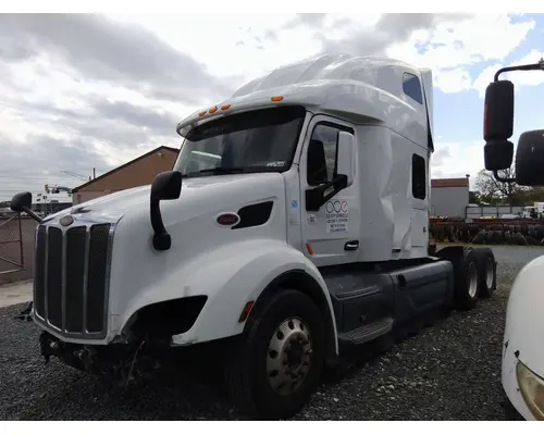 Cab PETERBILT 579 LKQ Heavy Truck Maryland