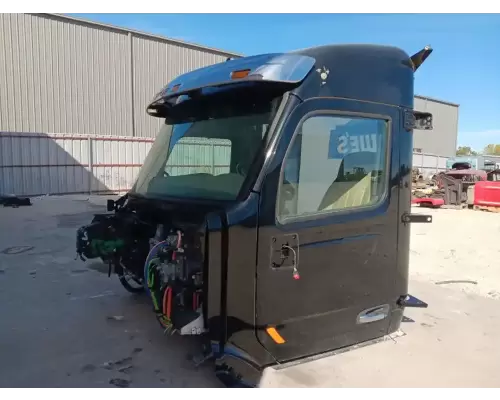 Peterbilt 579 Cab