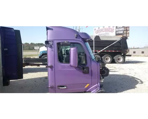 Peterbilt 579 Cab