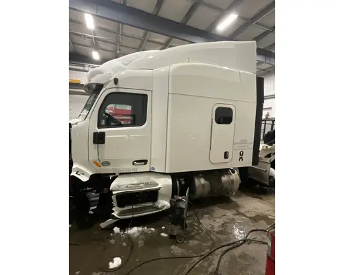 Cab PETERBILT 579 Dutchers Inc   Heavy Truck Div  Ny