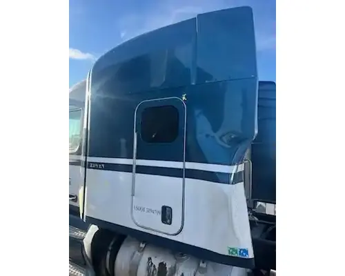 Peterbilt 579 Cab