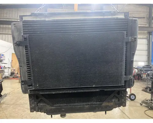 Peterbilt 579 Cooling Assembly. (Rad., Cond., ATAAC)