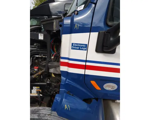 Cowl PETERBILT 579 LKQ Thompson Motors - Wykoff