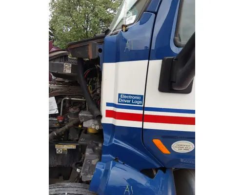 Cowl PETERBILT 579 LKQ Thompson Motors - Wykoff