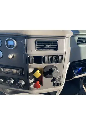 Peterbilt 579 Dash Assembly