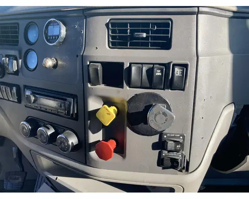 Peterbilt 579 Dash Assembly