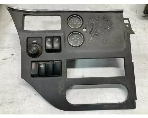 Peterbilt 579 Dash Assembly