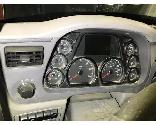 Peterbilt 579 Dash Assembly