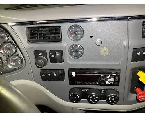Peterbilt 579 Dash Assembly