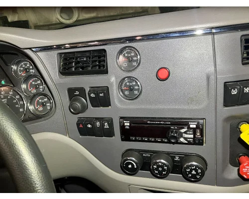 Peterbilt 579 Dash Assembly
